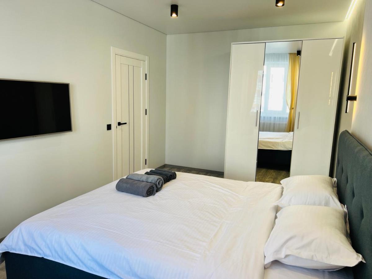 Gold Apartment Vysochana18 ايفانو - فرانكيفسك المظهر الخارجي الصورة